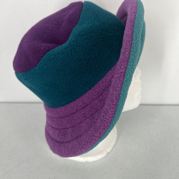 🧢 - Picture 2 of 7